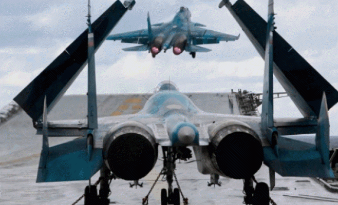 Шпионска мисия: Френски изтребители Rafale разкрили „козовете” на руския палубен Су-33