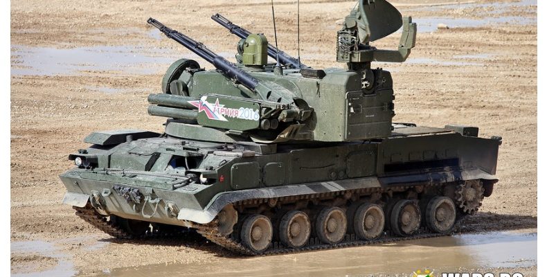 ВИДЕО: ПВО системите "Оса" и "Тунгуска" поразиха над 30 въздушни цели и отблъснаха морски десант