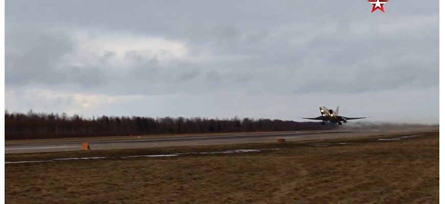 ВИДЕО: Вижте полет на стратегически бомбардировачи Ту-22М3 над Черно море